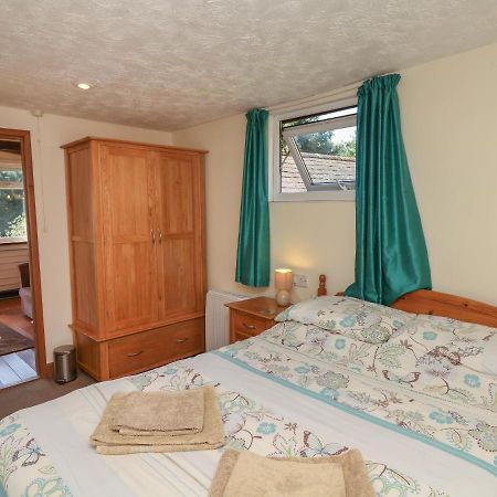 The Bushel Villa Bideford Bagian luar foto