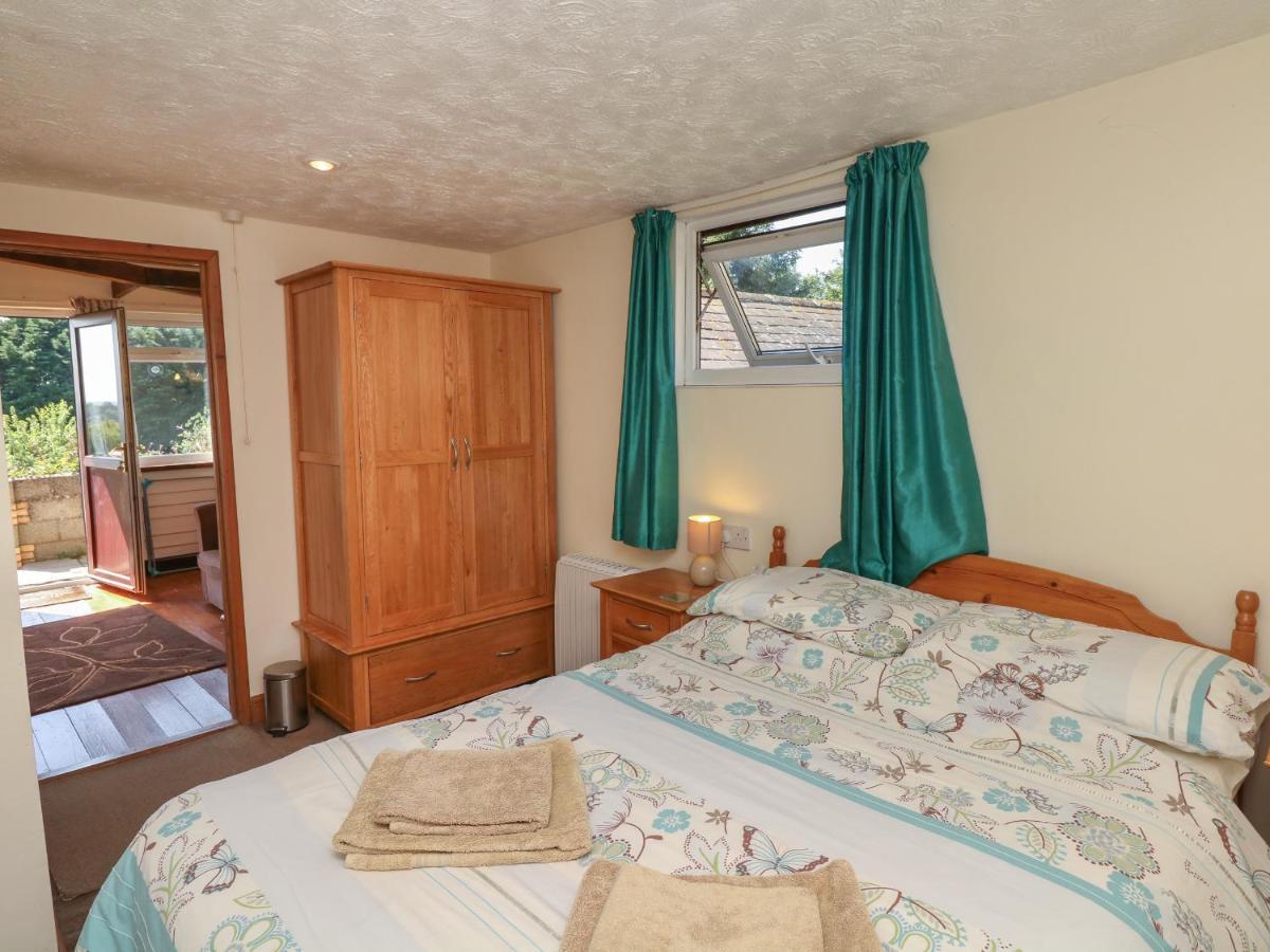 The Bushel Villa Bideford Bagian luar foto